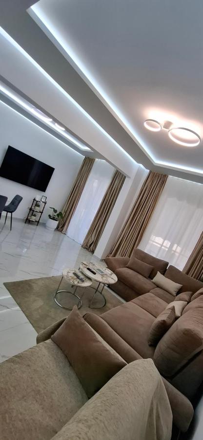 NIKoS SUITE - B&B Kavala