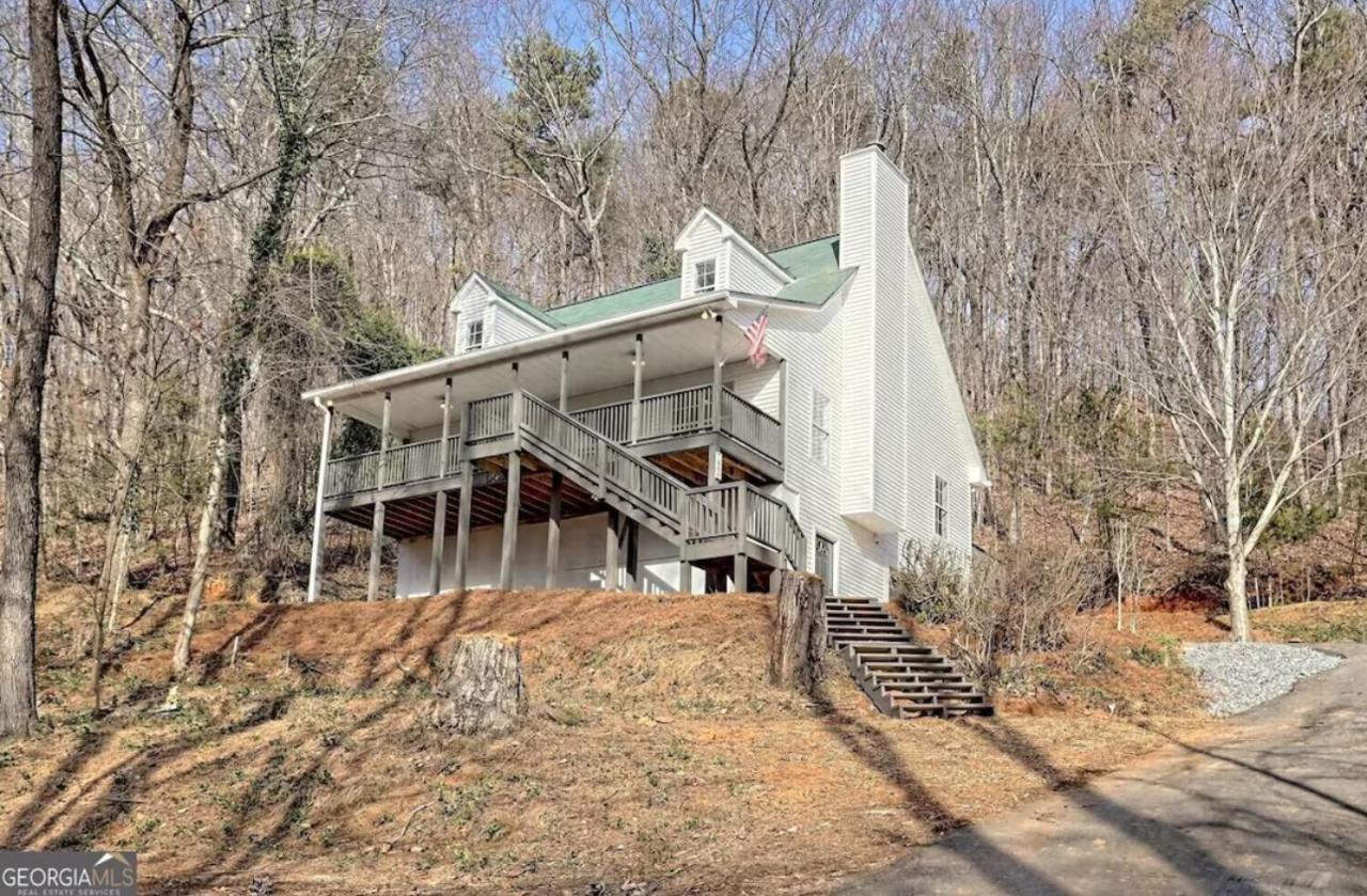 Last house on the hill - B&B Cleveland