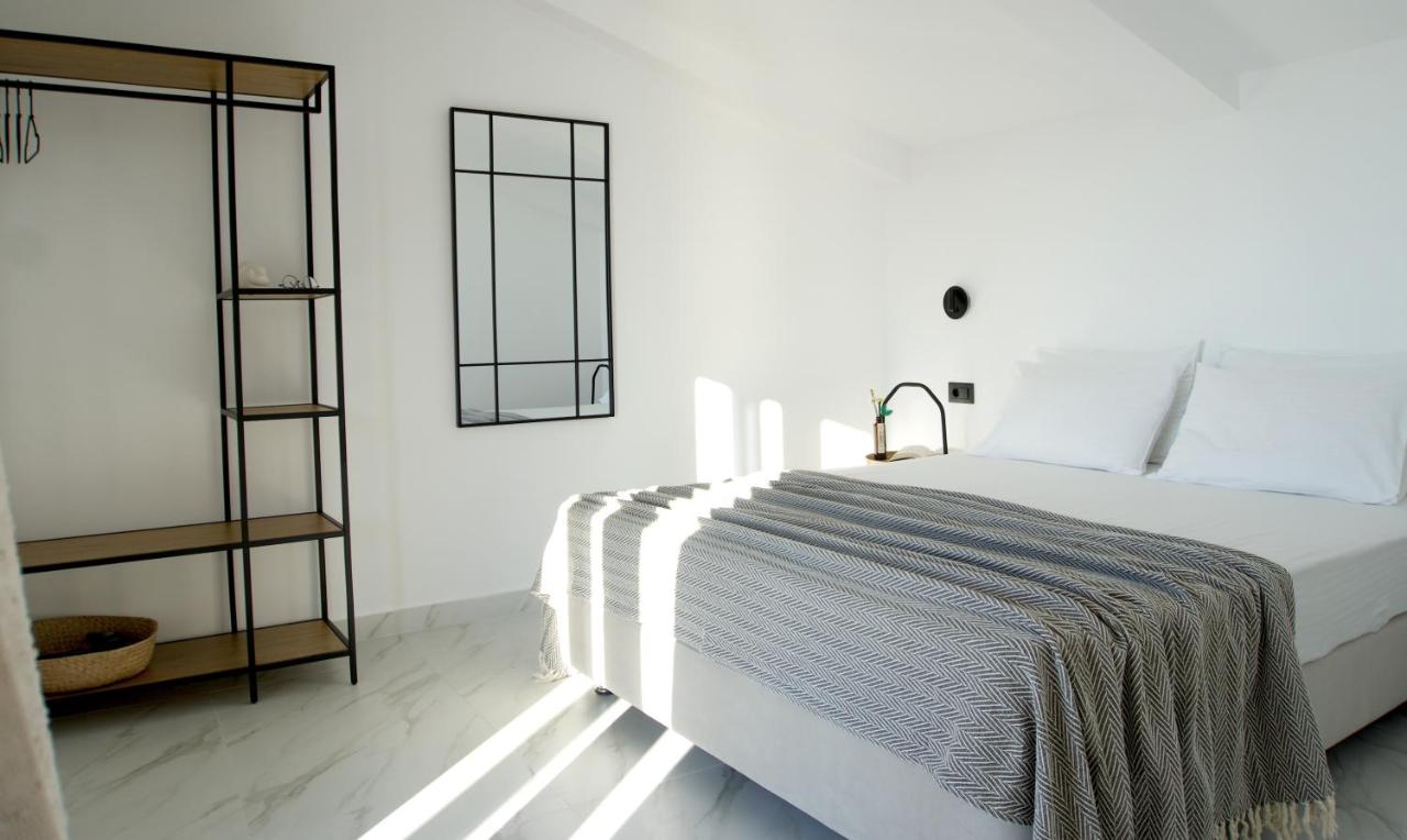 Citrus Loft at Xenios Avlais - B&B Alikanás