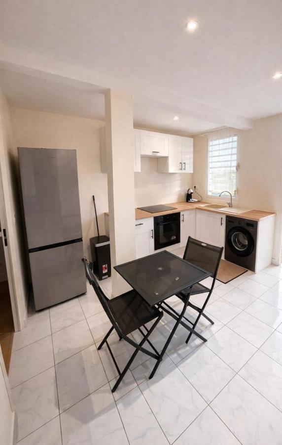 Maison Naora FWI - Ferienwohnung Petit-Bourg