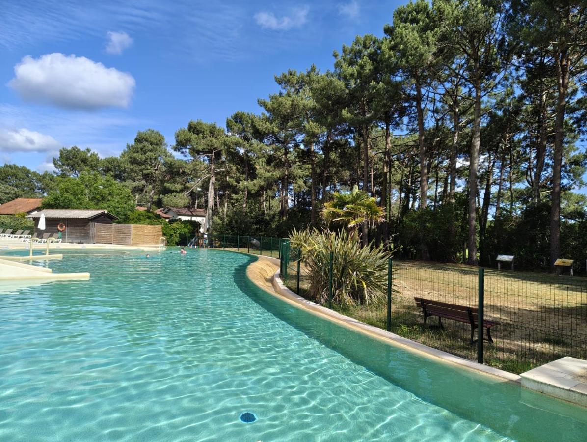 Ravissant Appartement 32m2 dans les pins, domaine du GOLF, entre lac et océan, piste cyclable, parking gratuit - Ferienwohnung Lacanau-Océan