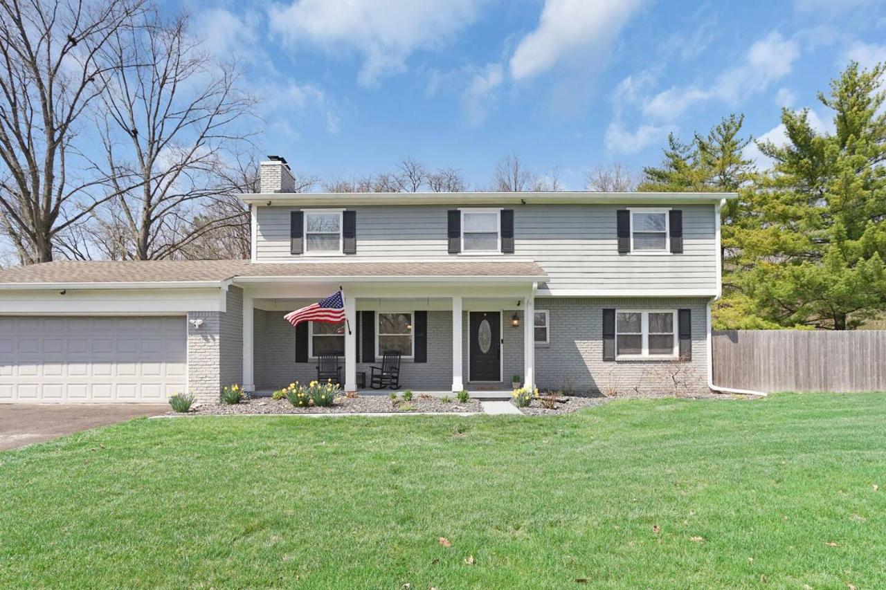 5BR Indianapolis Fun Home Arcade games & Gameroom - Bed and Breakfast Indianapolis