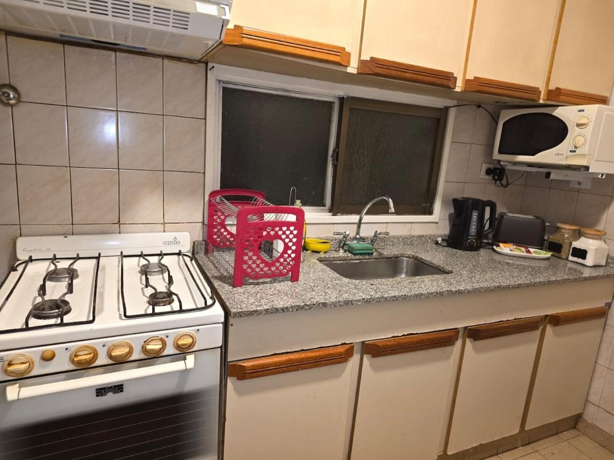 Departamento céntrico 2 dormitorios 2 baños - Bed and Breakfast Comodoro Rivadavia