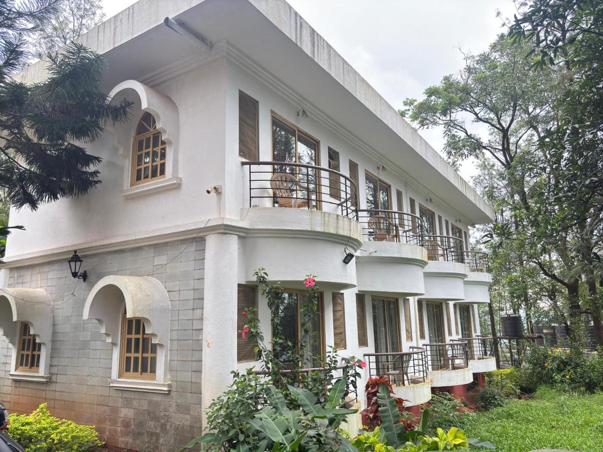 Nature Trinity villa - Ferienwohnung Pānchgani