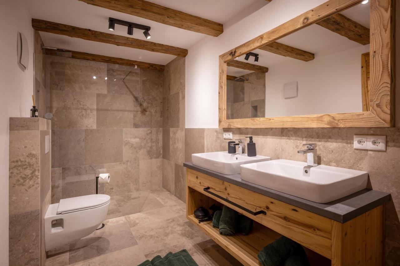 Appartement met 2 Slaapkamers en een Douche 

