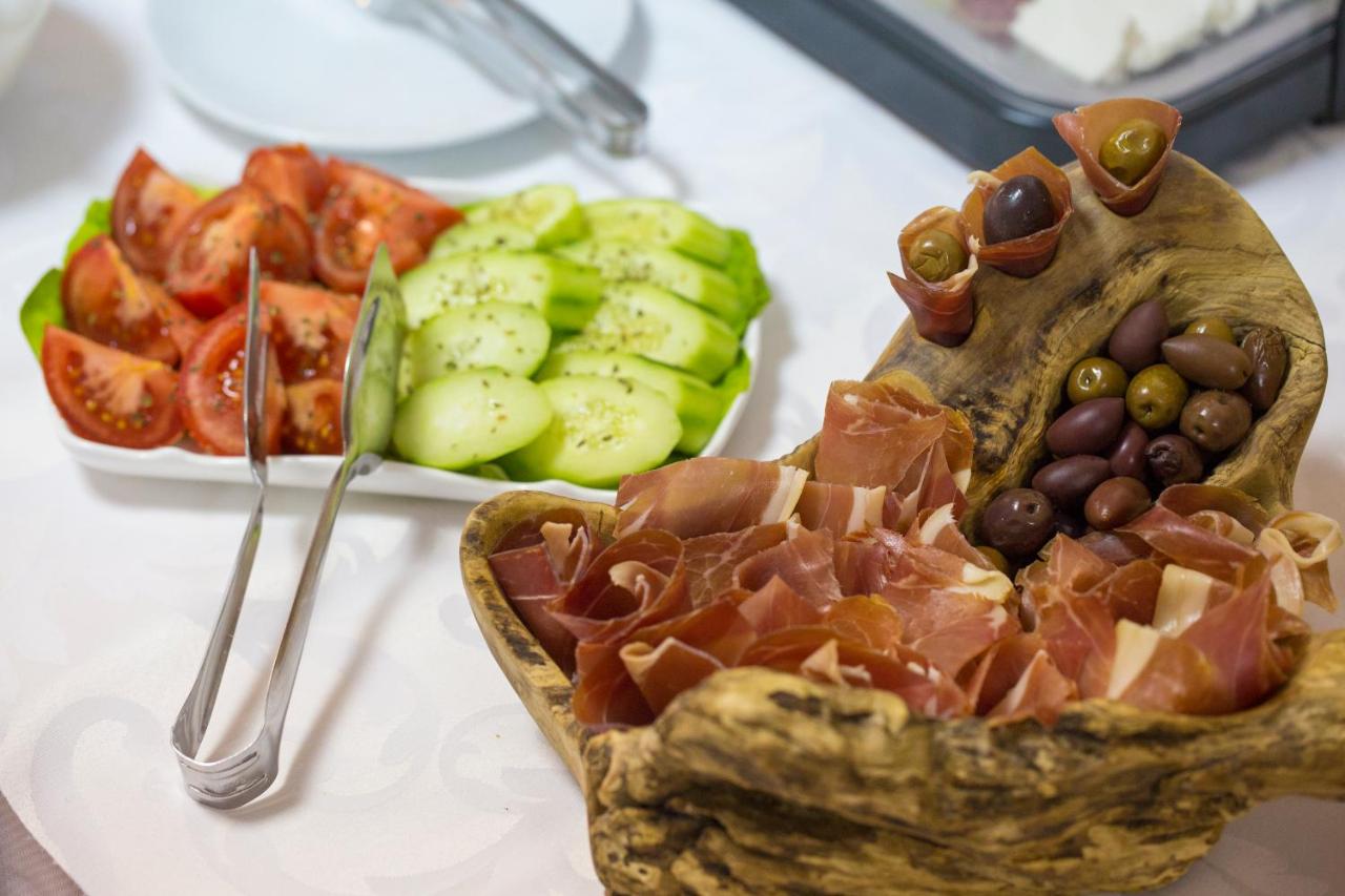 Hotel Perseus Budva - Bed and Breakfast Budva