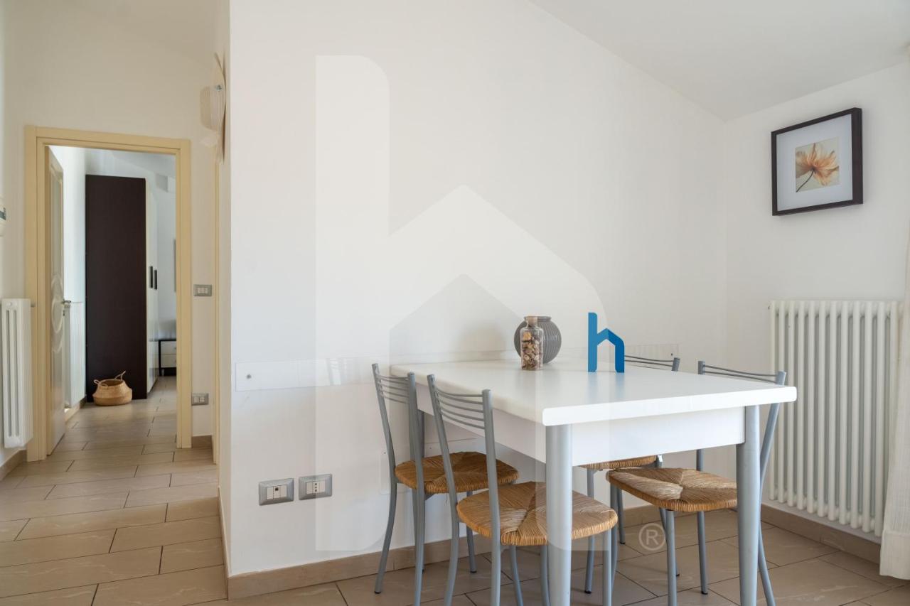 Apartment mit 2 Schlafzimmern und Balkon