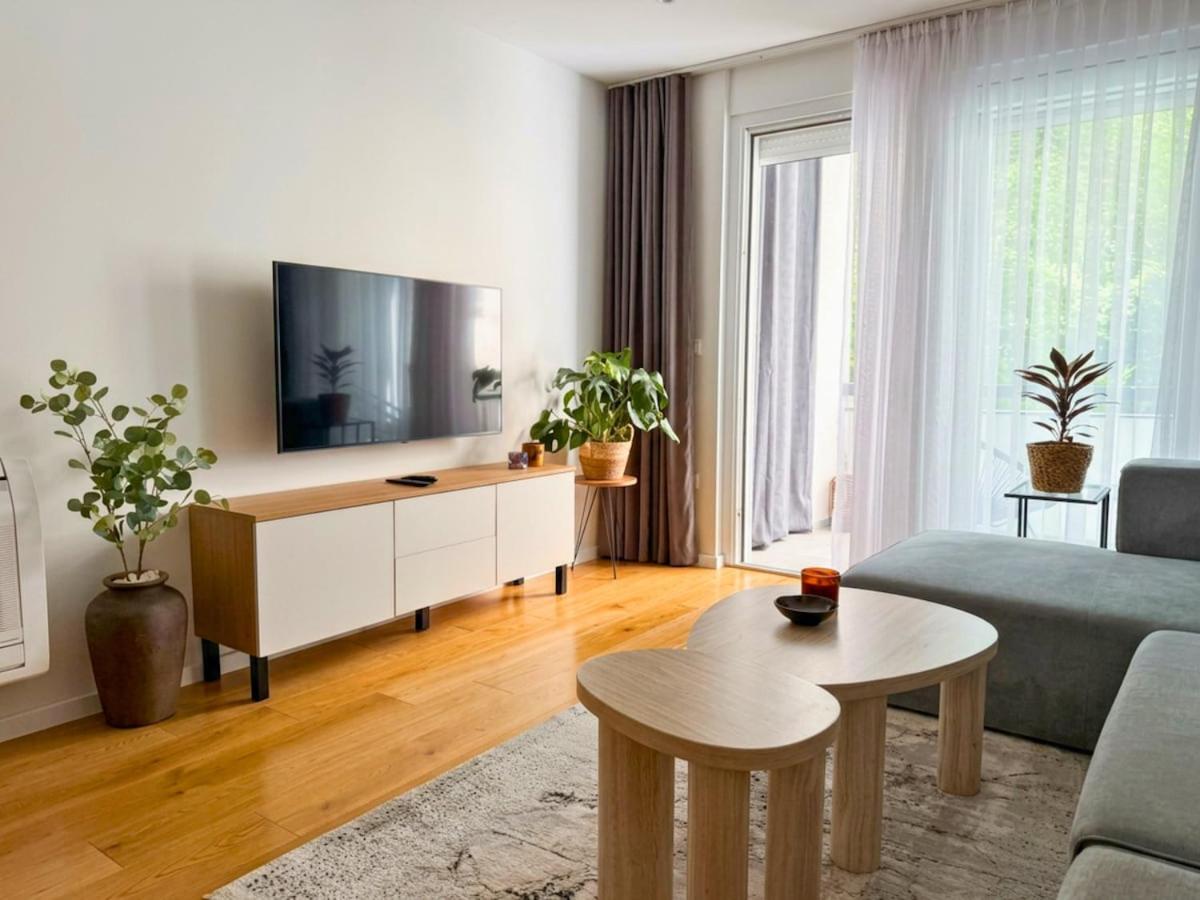 Modern 2BR Apartment Near Old Bridge - B&B Mostar