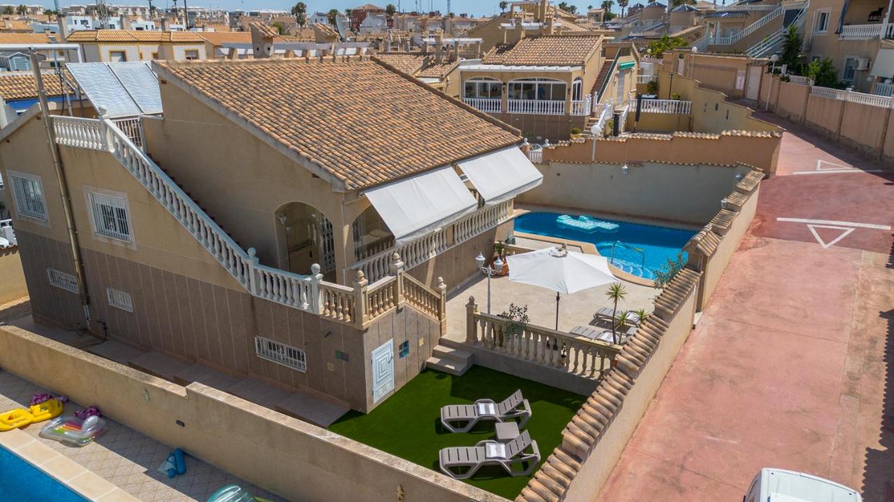 Coast Villa Private Pool Jacuzzi Jets BBQ Parking - Ferienwohnung Urbanizacion los Balcones