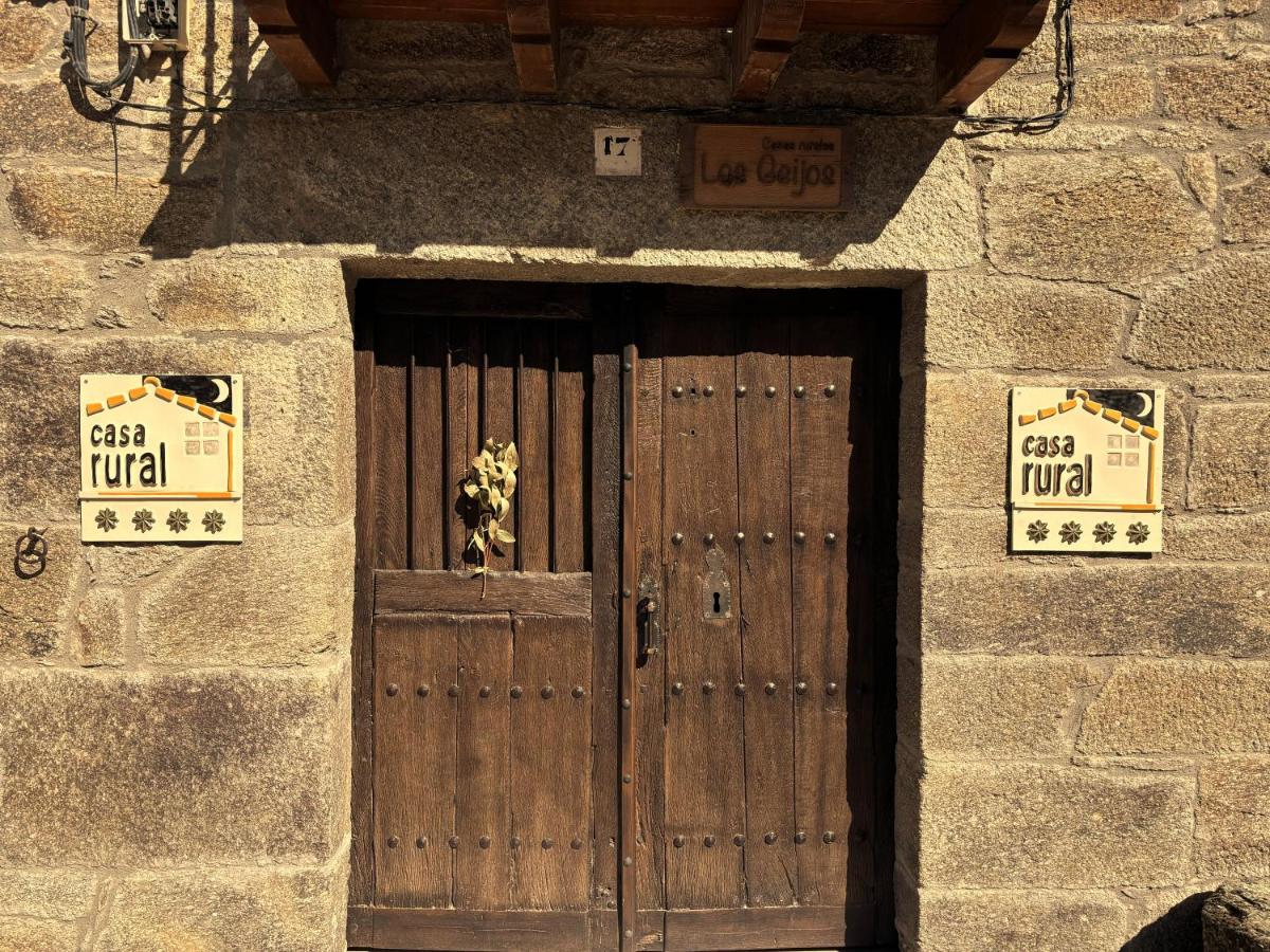 Casas Rurales Los Geijos - B&B Villanueva de Valrojo