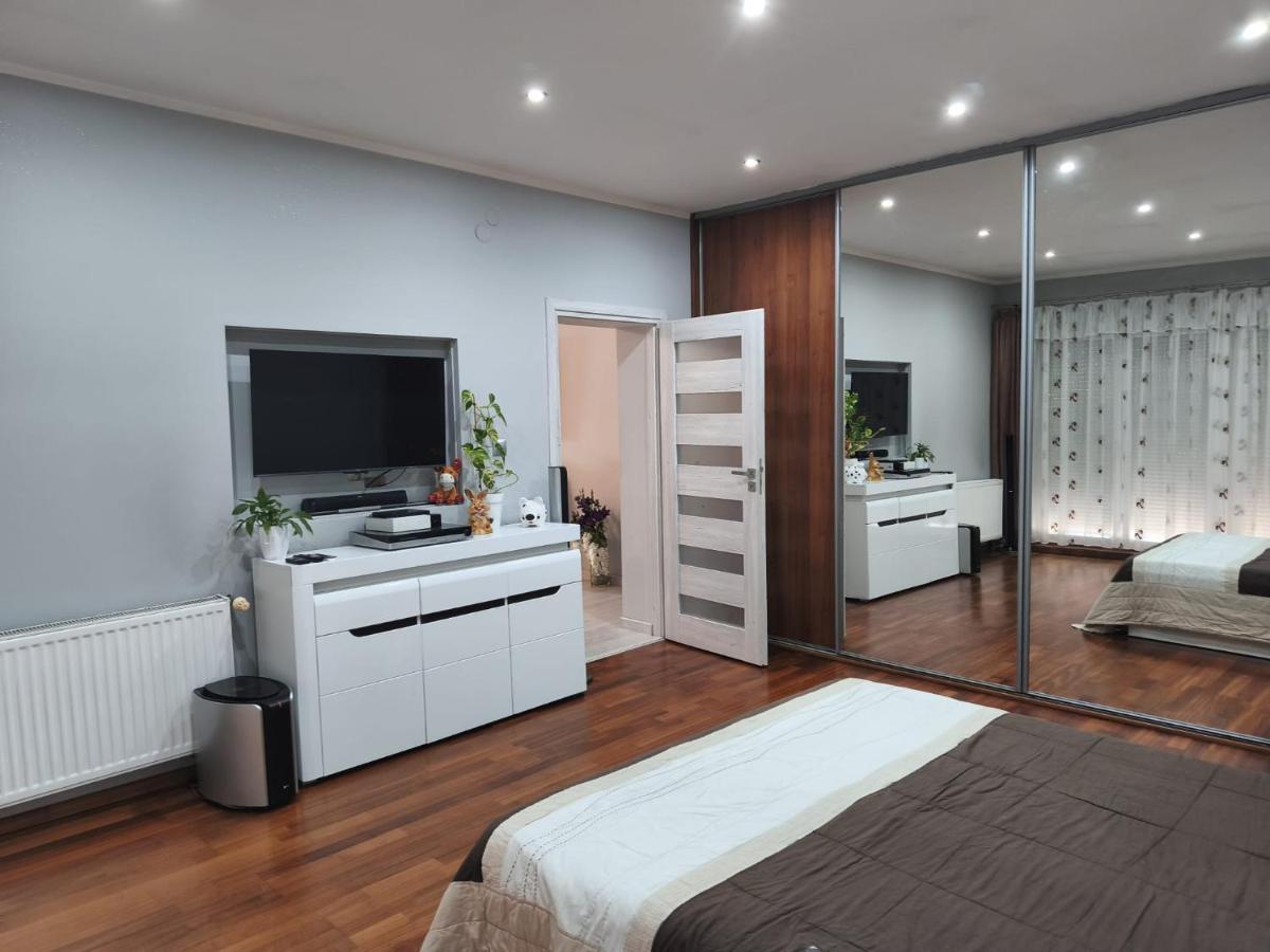 Apartament Oaza - Bed and Breakfast Toruń