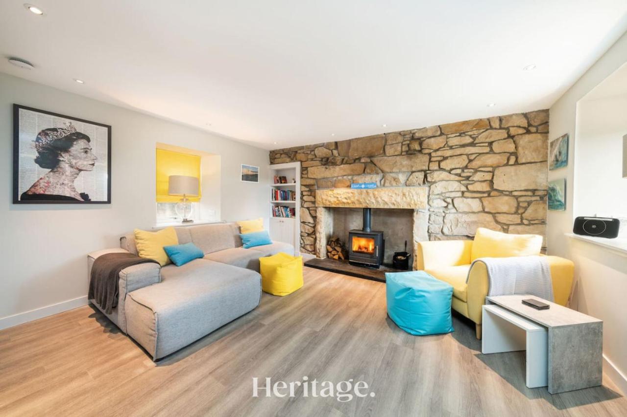 Beach Cottage, Pet & Family Friendly Stay in Moray - B&B Lossiemouth