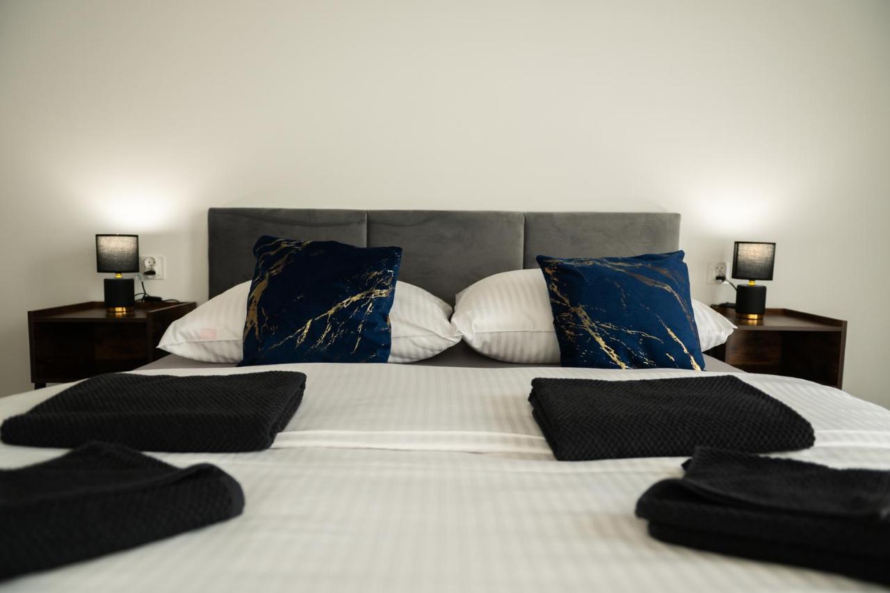 Apartamenty Wilcze Wzgórze - B&B Wojcieszyce