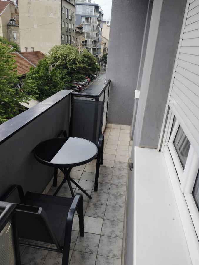 Sava square apartment - B&B Belgrado