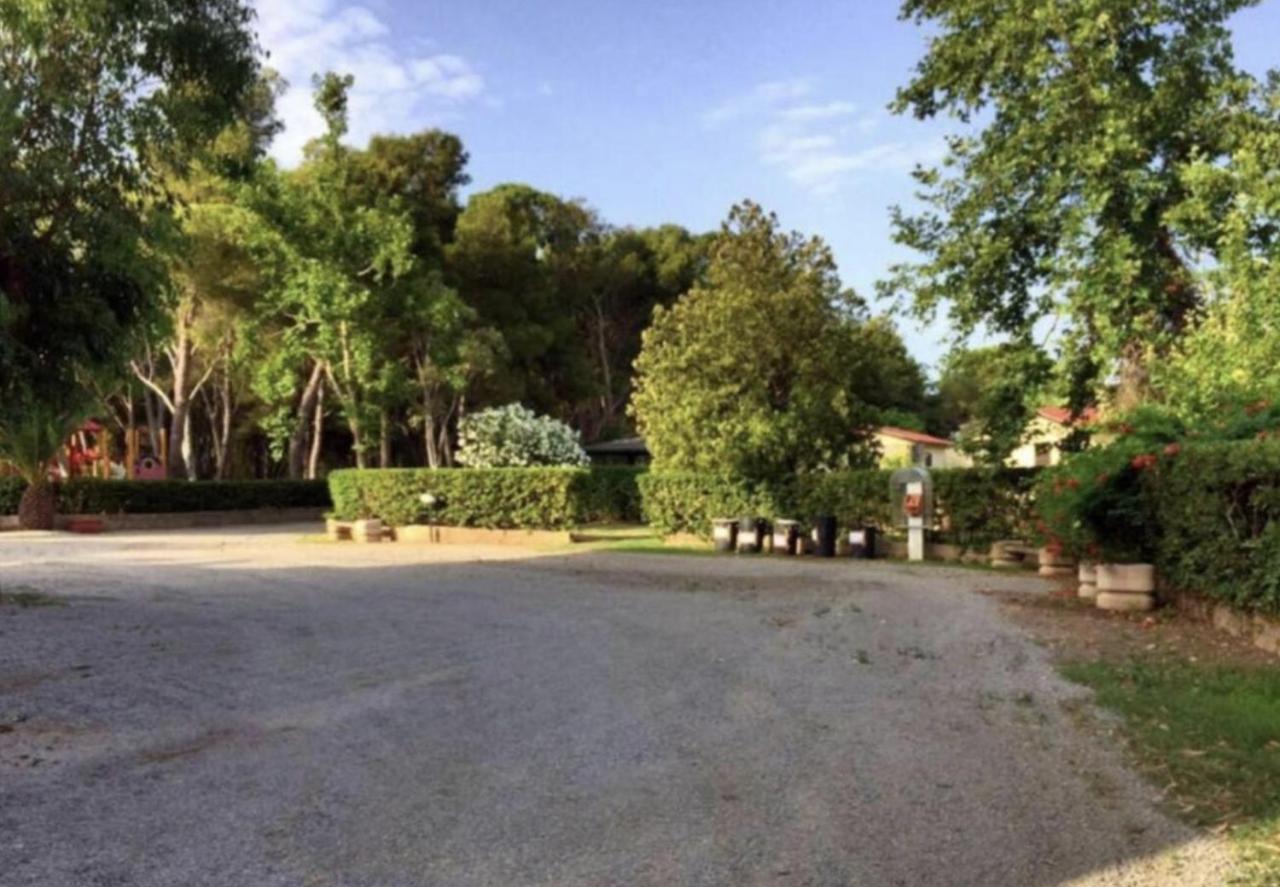 Campeggio 2 Mari - Chambres d'hôtes Ovile la Marinella