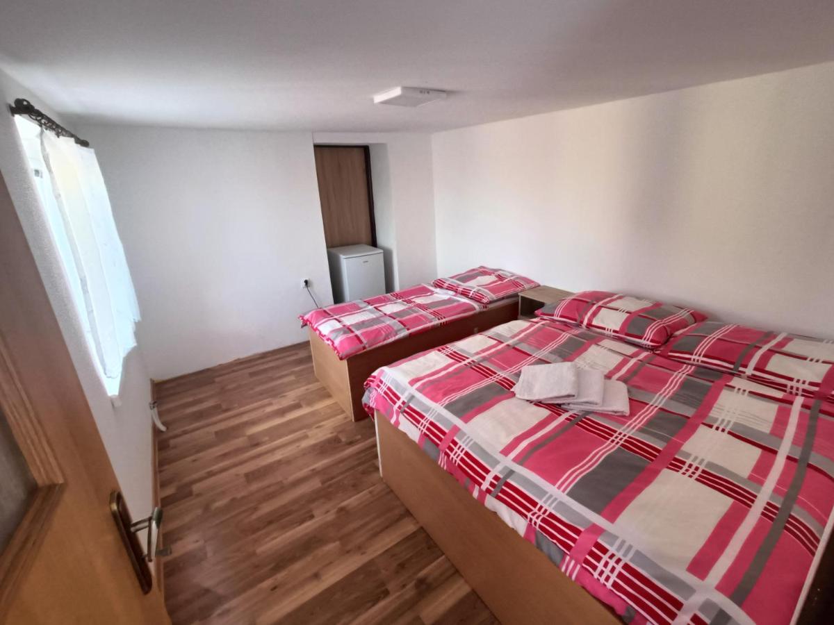Dreibettzimmer