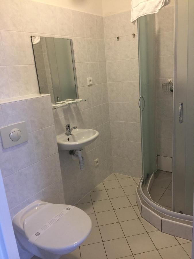 Camera Matrimoniale con Bagno Privato