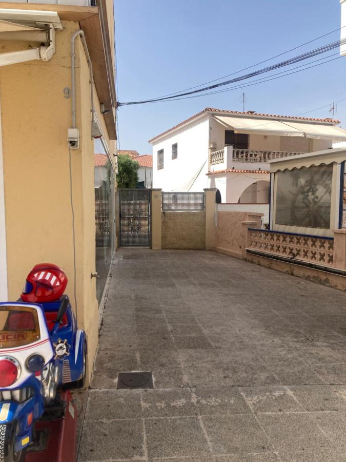 Super T Alquiler por semanas - B&B Cambrils