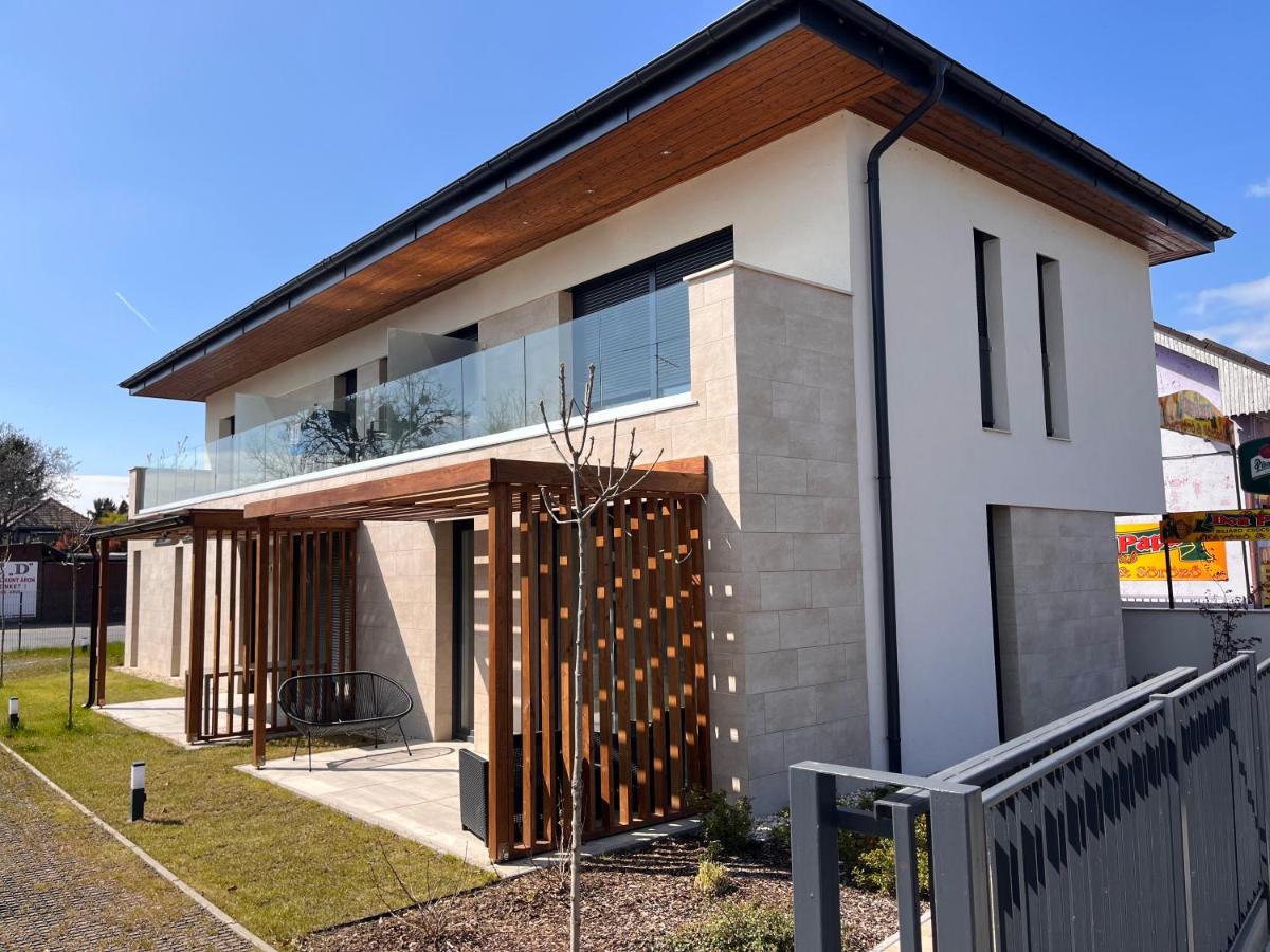 Terra d'Oro - A boutique stay in Balatonlelle - B&B Balatonlelle