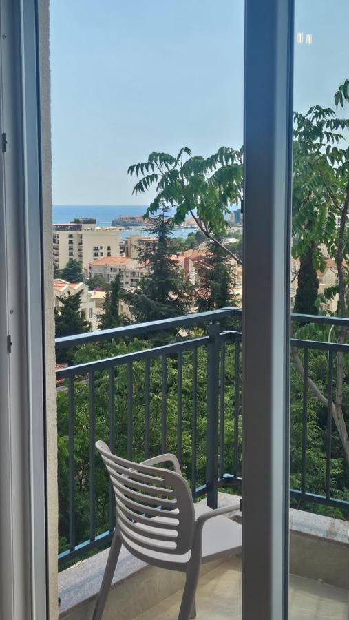 Apartman Budva Podkosljun - Bed and Breakfast Budva