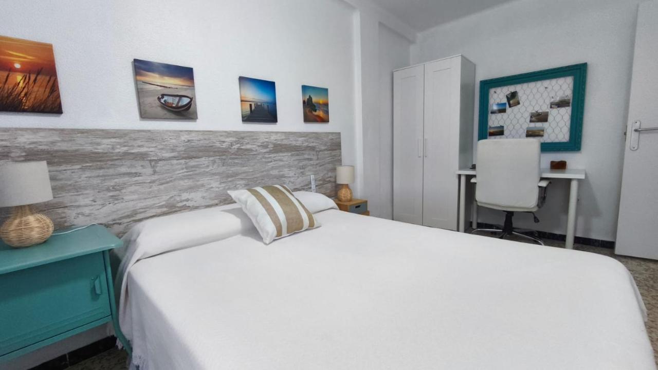 Cachucha Beach - B&B Puerto Real