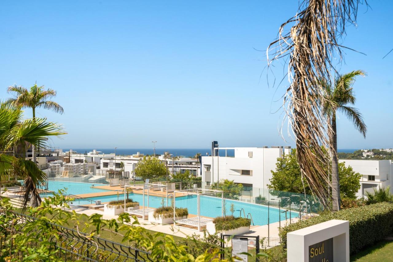 Elegant 3 Bedroom Home next to Santa Clara Golf - Chambres d'hôtes Marbella