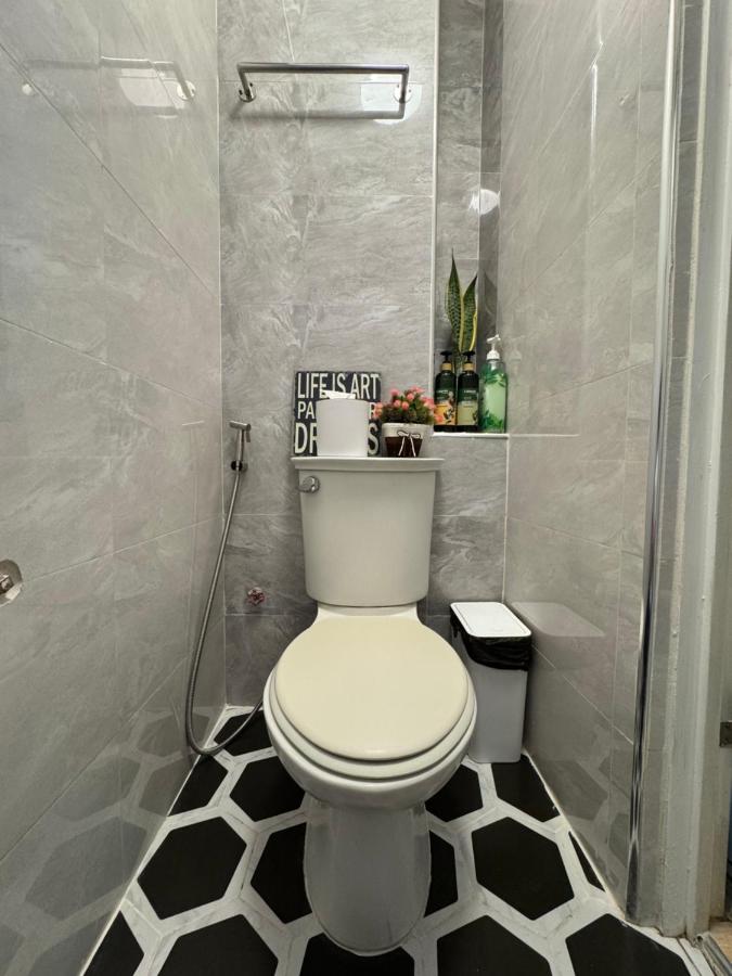 The WhisperPad Alabang - Ferienwohnung Manila