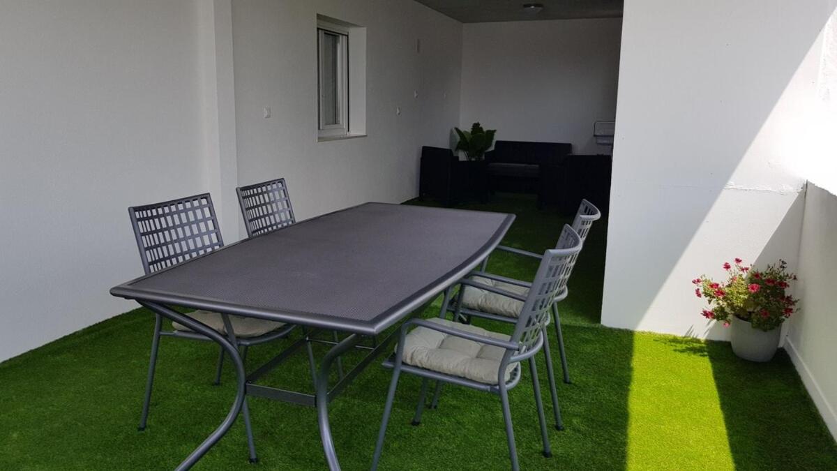 Apt with a large terrace and a beautiful view - Ferienwohnung Strašnik