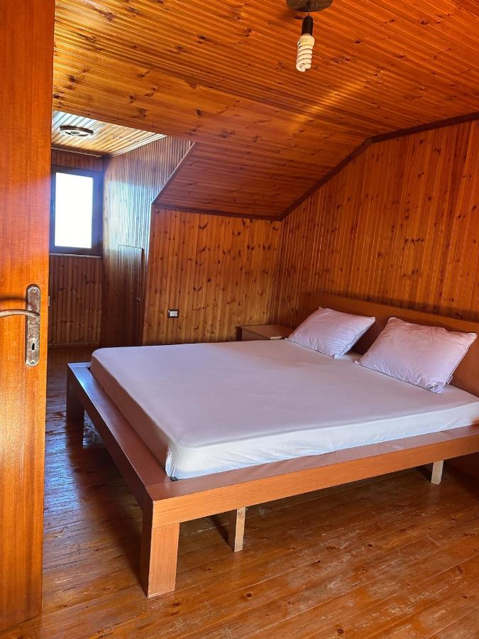 Rooftop Pogradec - B&B Pogradec