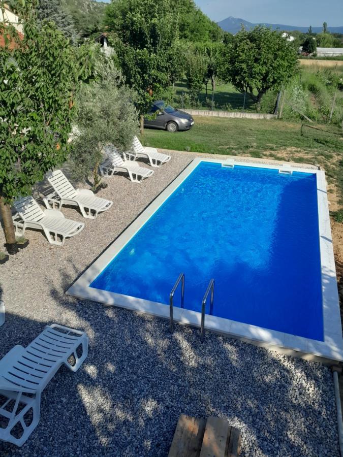 Apartman Maga 2 - Ferienwohnung Gnjilišta