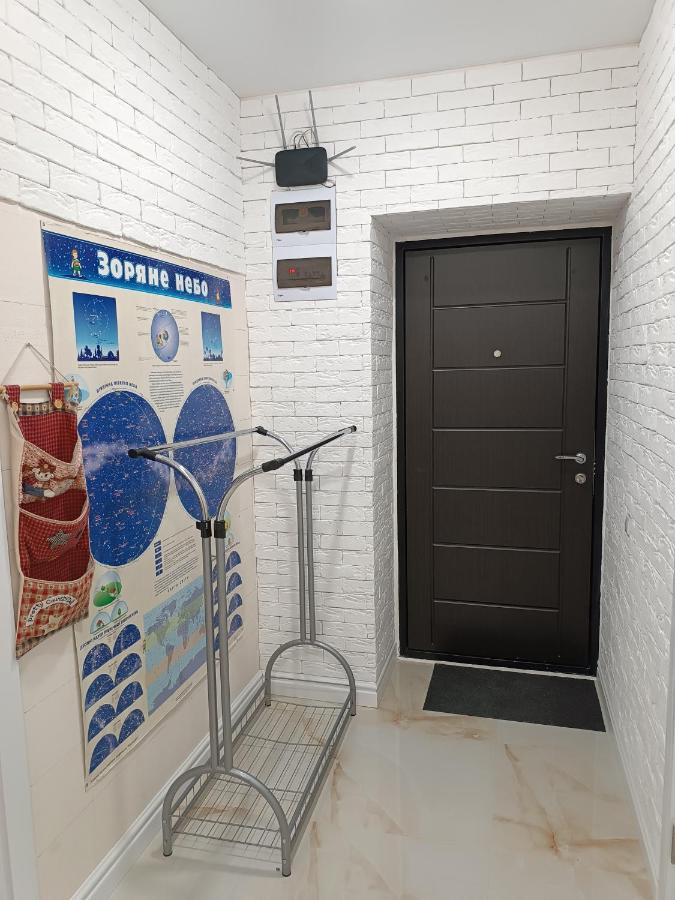 Sea Breeze Apartment in Pivdenne Odesa Region - B&B Pivdenne