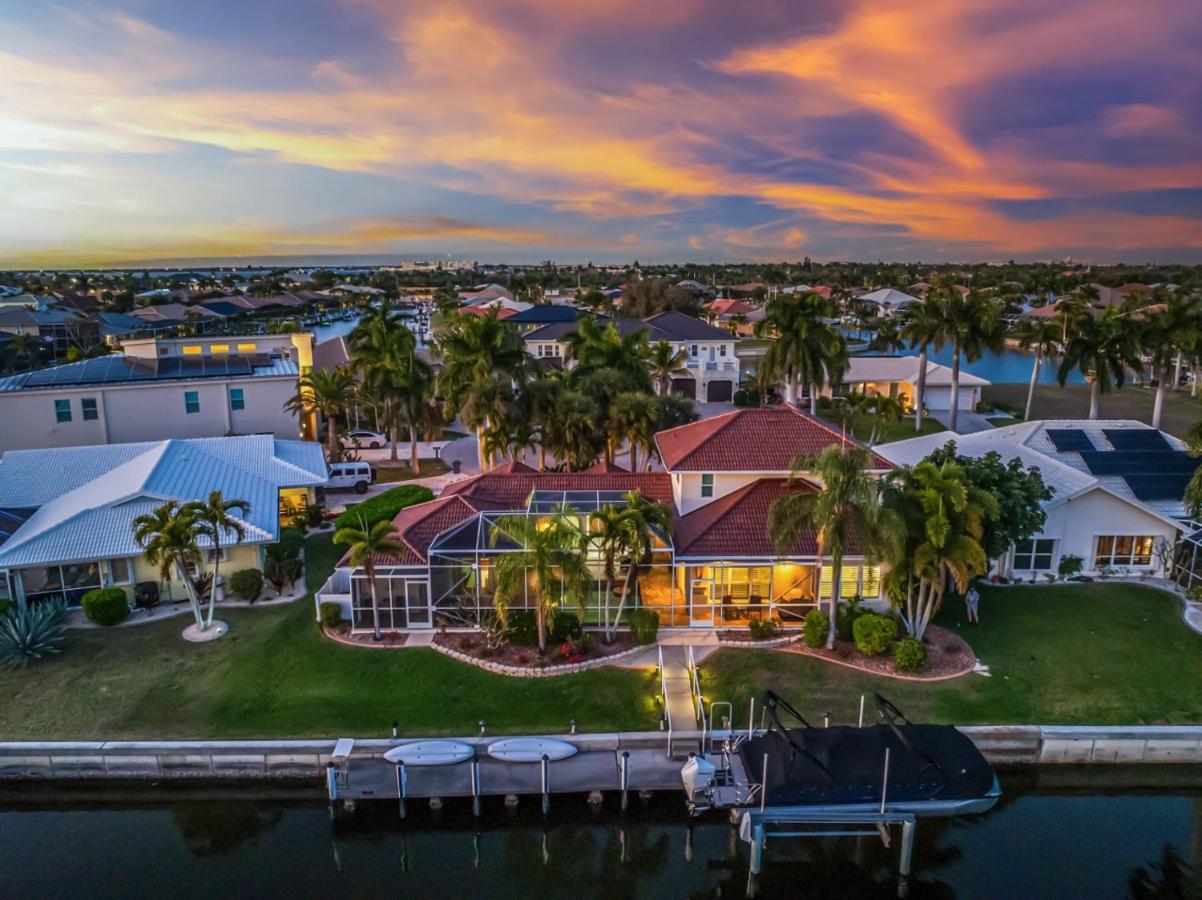 Villa Hibiscus-Waterfront-Free Heated Pool-Dock-Bikes-Other Amenities - Ferienwohnung Punta Gorda