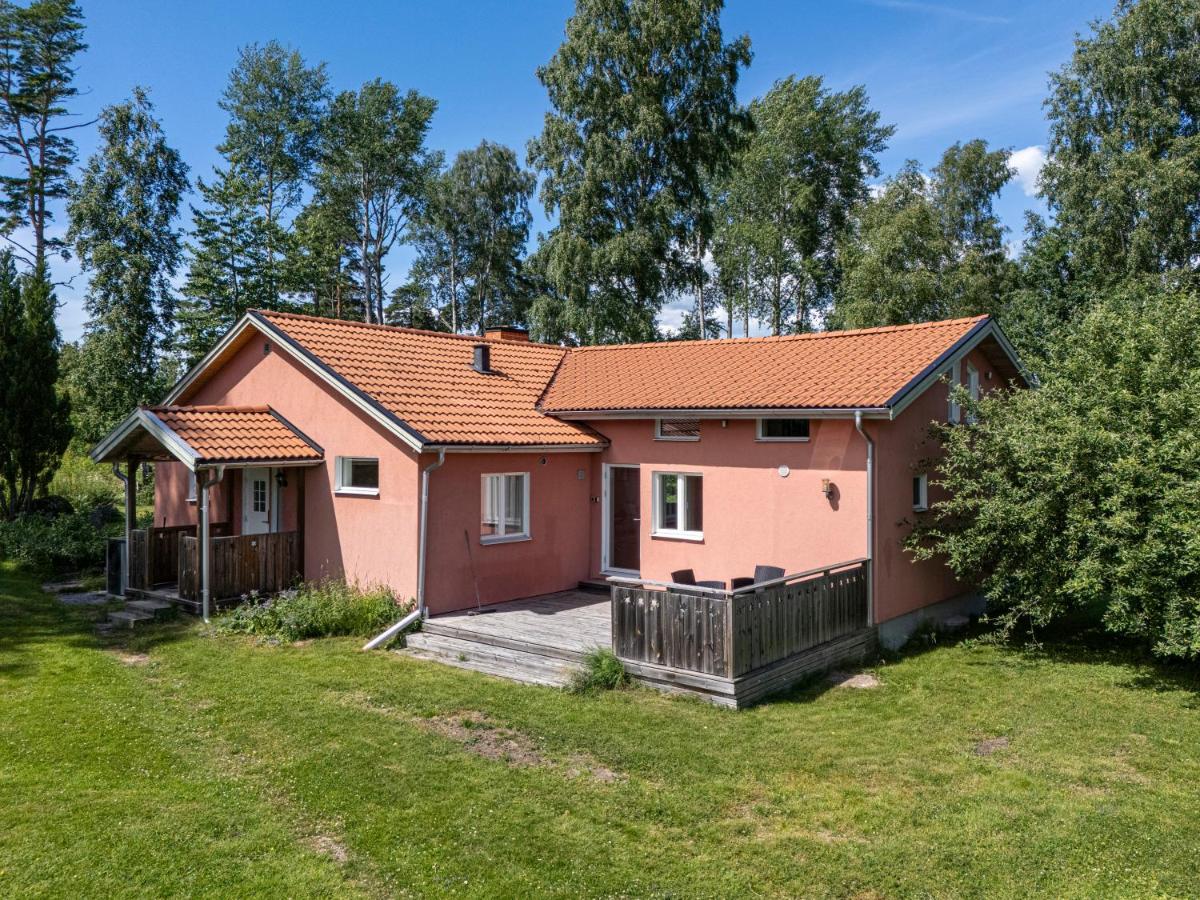 Newly Renovated Lakeview Home Near Eskilstuna - B&B Eskilstuna