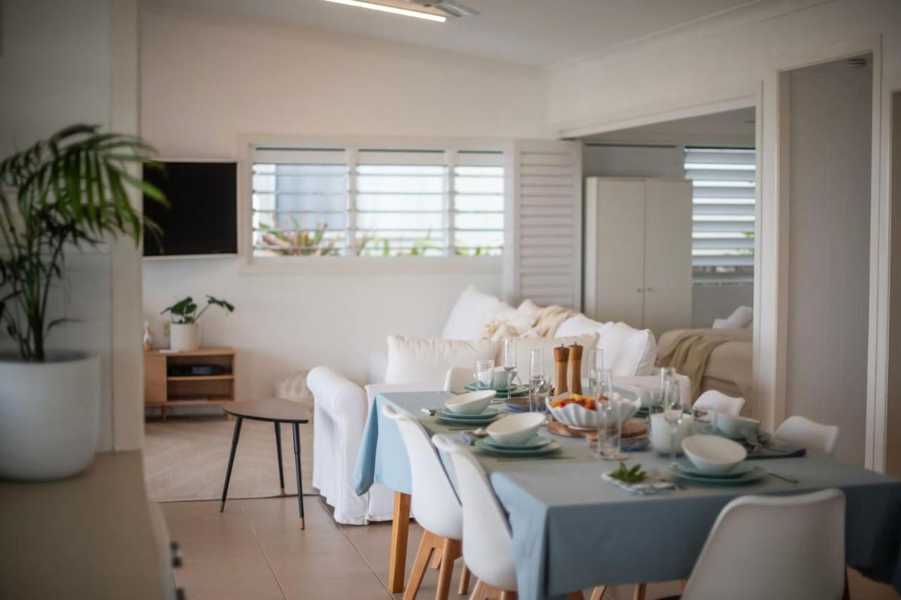 Driftaway- Absolute Beachfront- Stone Real Estate Yamba - B&B Brooms Head