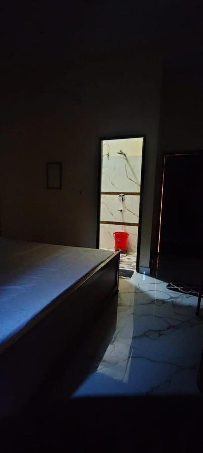 Nirmala Homestay - B&B Ayodhya