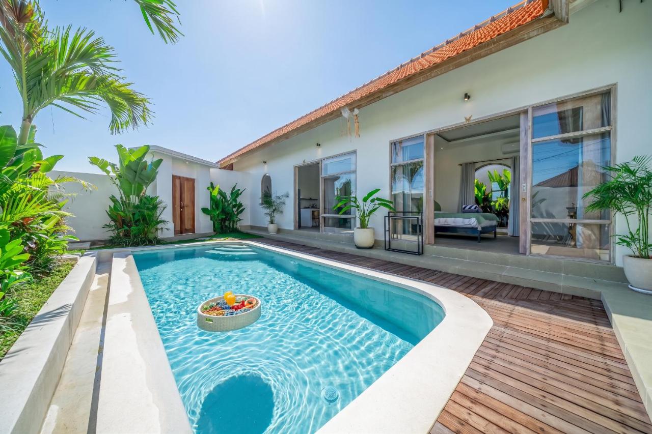 La Palma - Greenery Pool Escape with Private Parking - B&B Canggu