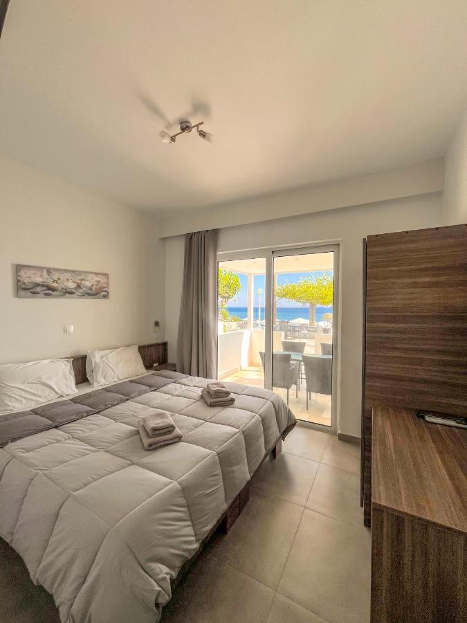 Joanna Apartments - B&B Haraki