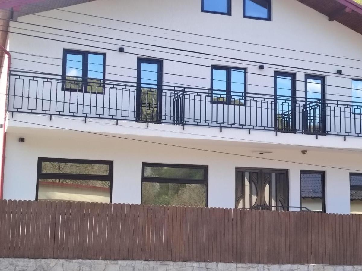 Stai Ca Acasă - B&B Slănic-Moldova