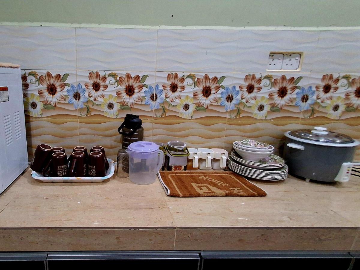 Homestay Kuala Berang Bonda Full Aircond Wifi & Netflix - B&B Kuala Berang