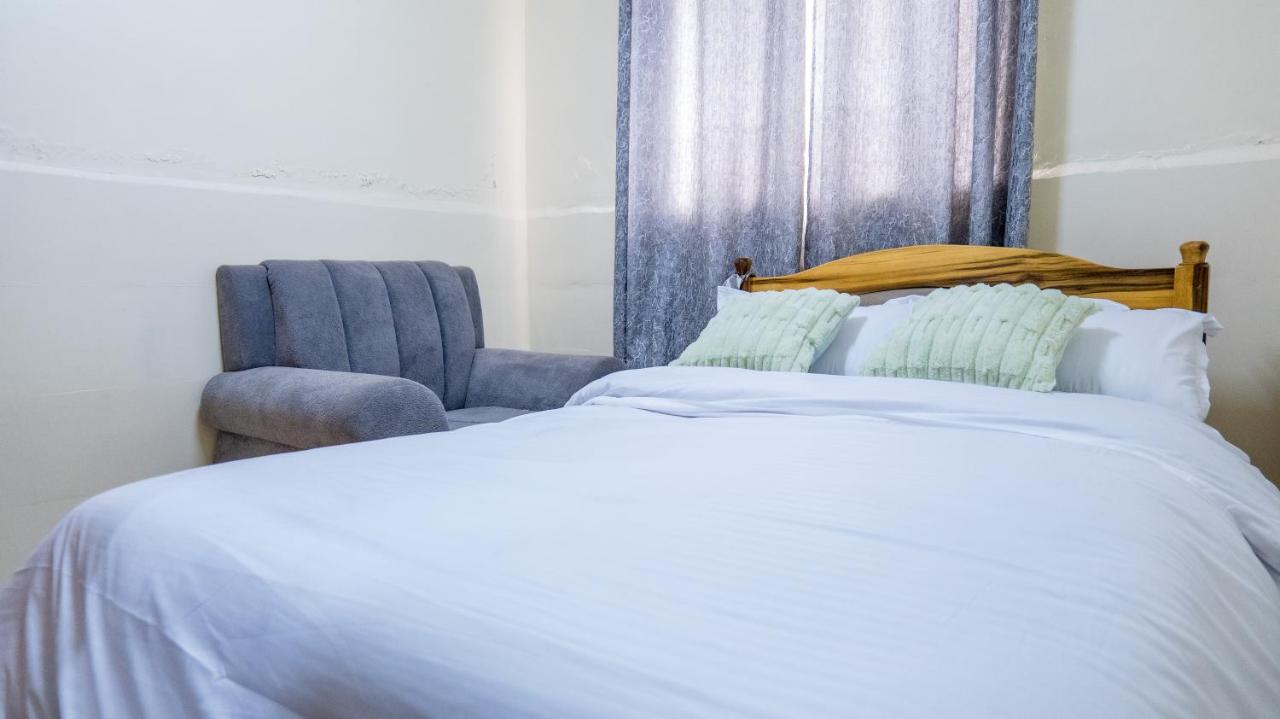 Your home in Eldoret - Bed and Breakfast Eldoret