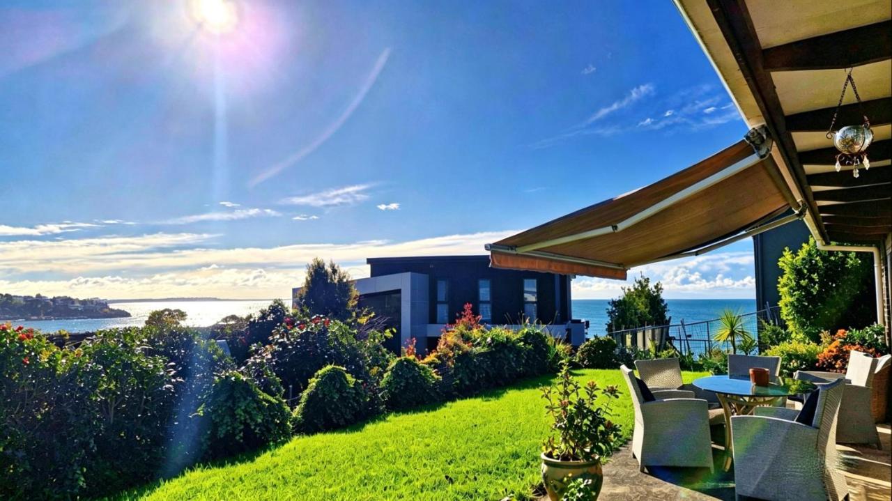 Hidden Clifftop Gem with Ocean Views - Close to Beach & Cafés - Ferienwohnung Auckland