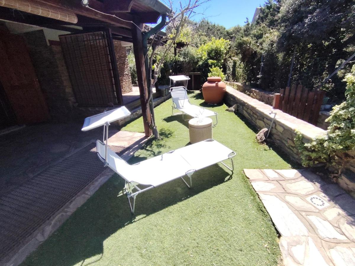 Stintino, Pressi la Pelosa con giardino - B&B Isolabona