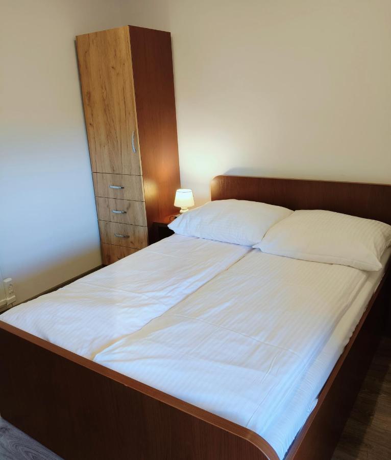 Noclegi u Bartka i Magdy - B&B Solina