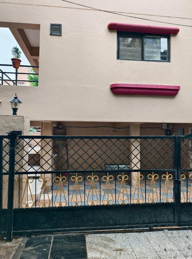 Avenaa 3BHK Tapo One villa, Nashik - B&B Nashik