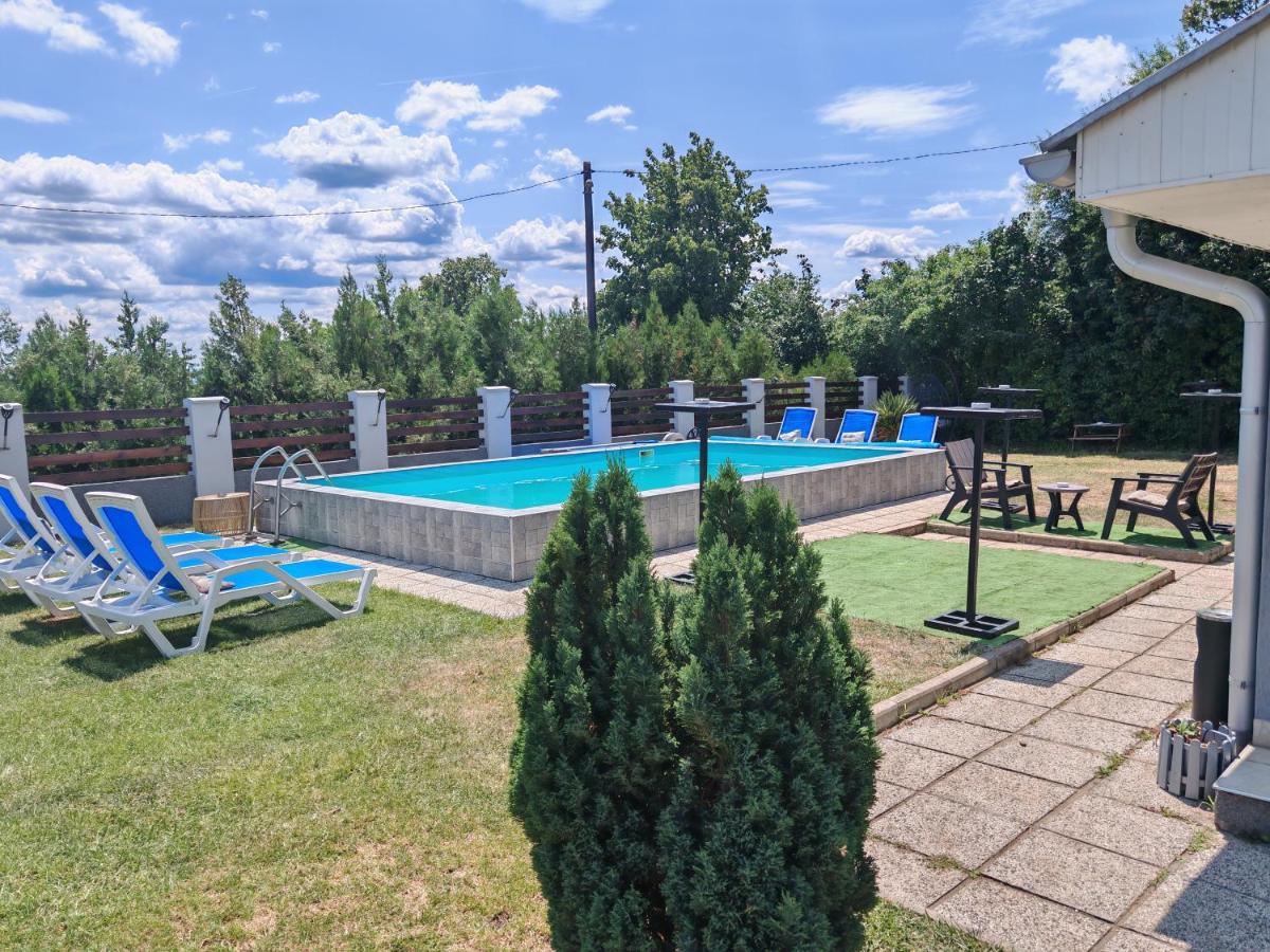 Vila Boba Bor - Ferienwohnung Zlot