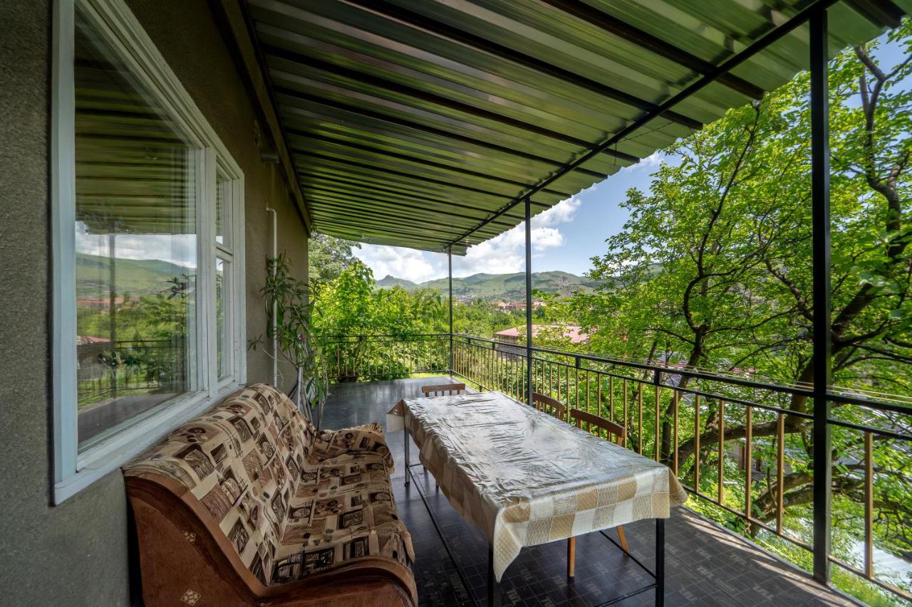 NNN Guest House - B&B Goris