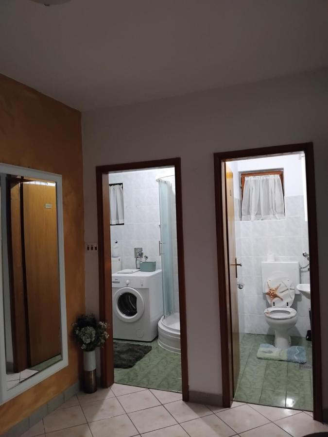Kuća za odmor MEDUNIĆ - B&B Gospić
