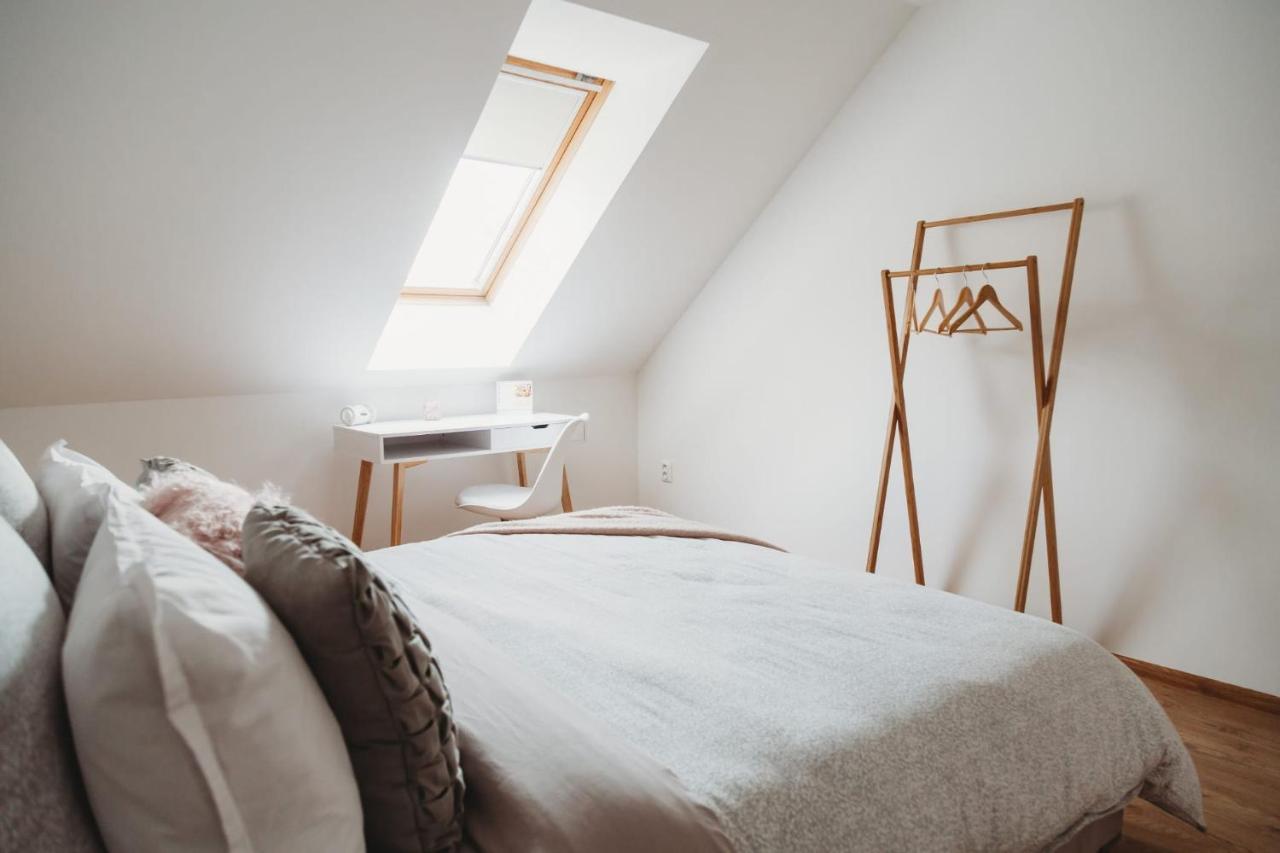 Central Loft in Old Town - AC & Netflix - B&B Košice