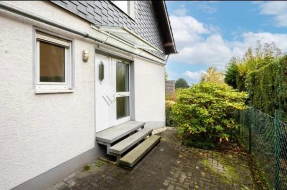 Cozy house, pleasant location, very near Cologne - B&B Bergisch Gladbach