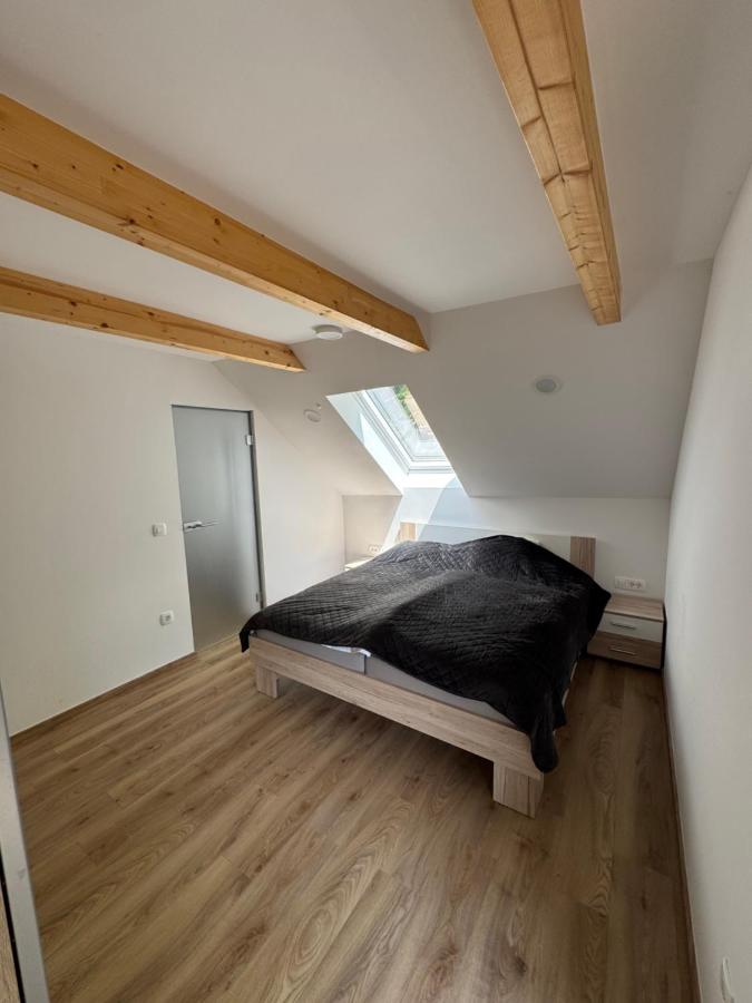 Apartma Pr`mejač - B&B Laze v Tuhinju